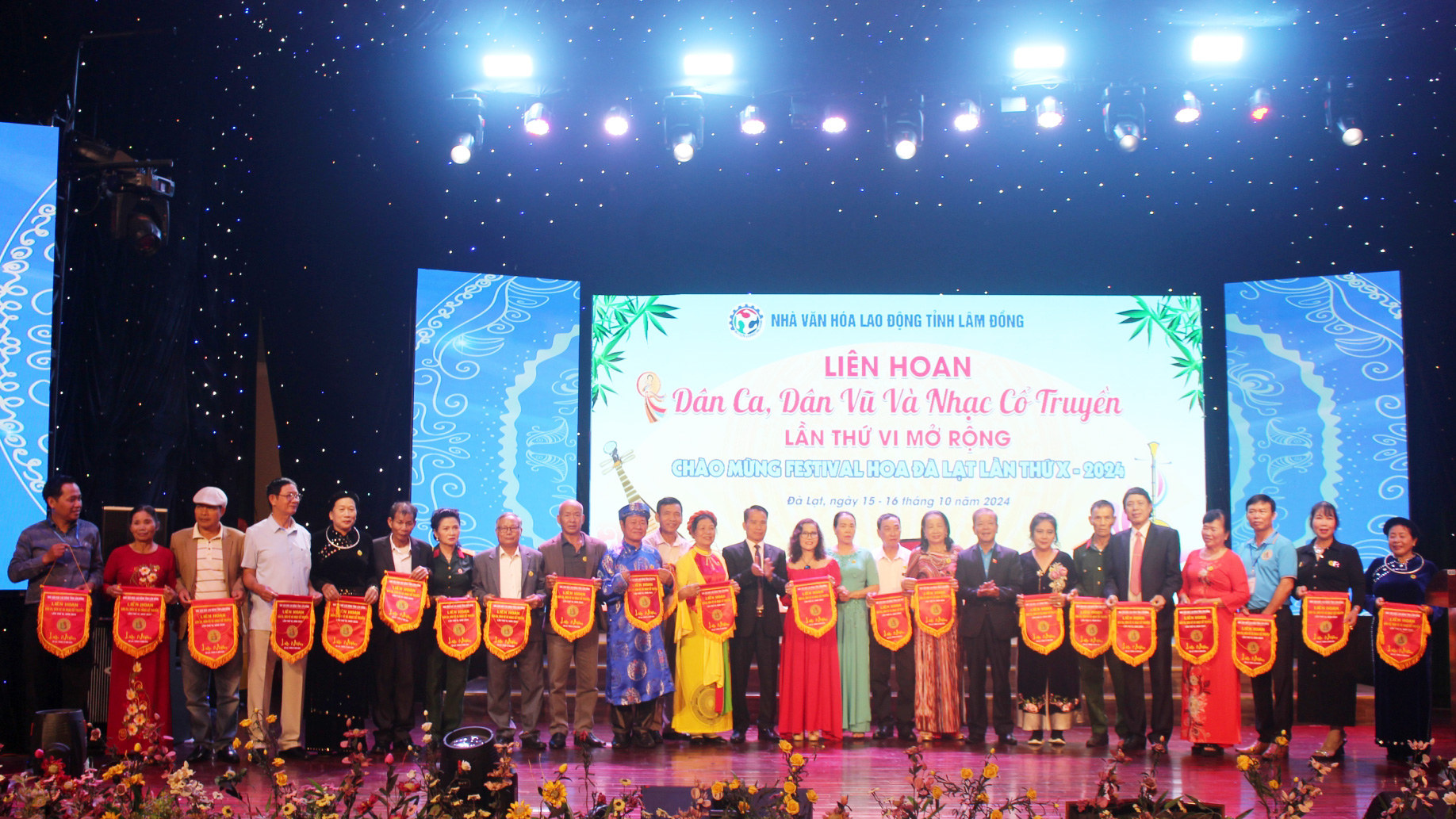Khai mạc Liên hoan Dân ca, dân vũ và nhạc cổ truyền lần thứ 6