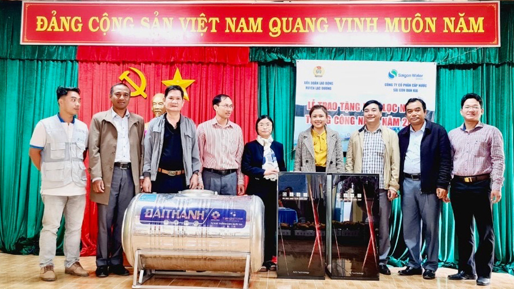Bài dự thi Giải báo chí về Phong trào Công nhân và hoạt động Công đoàn tỉnh Lâm Ðồng lần thứ II, năm 2023-2024: Xây dựng quan hệ lao động hài hòa, ổn định và tiến bộ trong doanh nghiệp