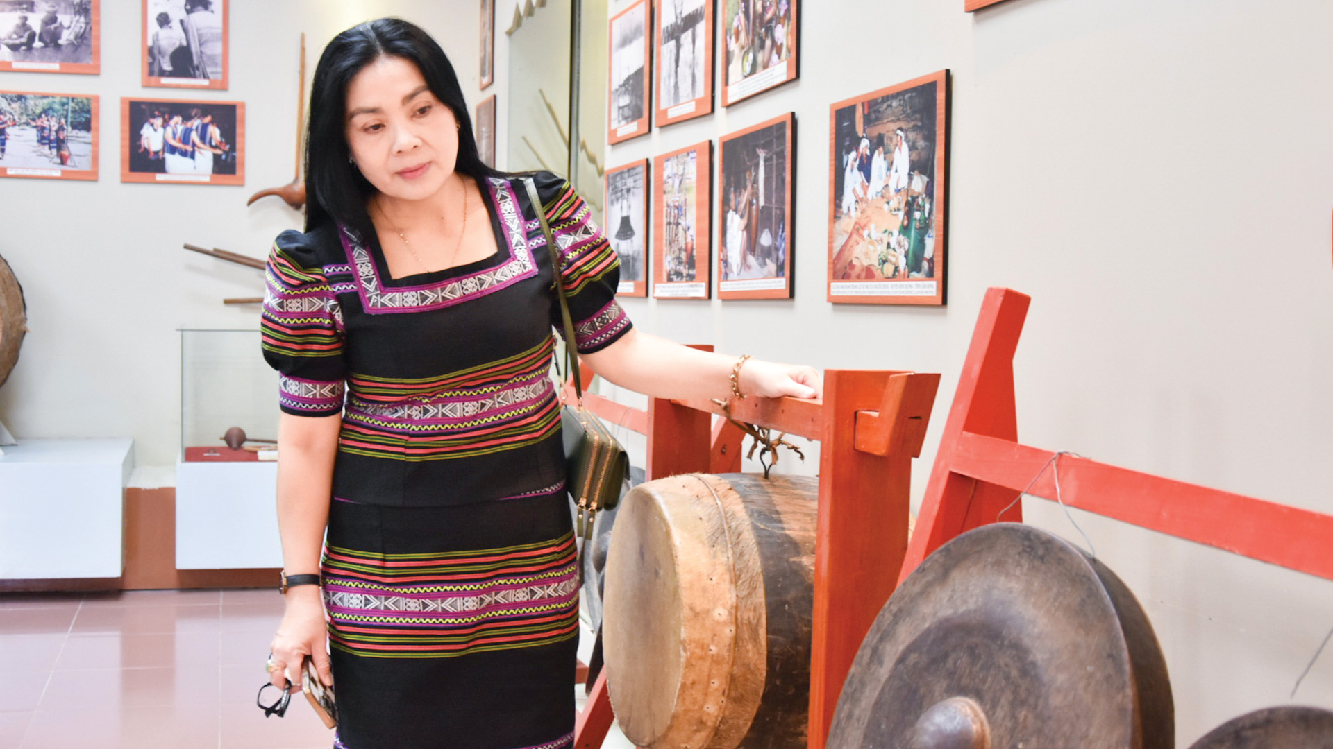 Bông hoa thắm giữa cao nguyên Di Linh