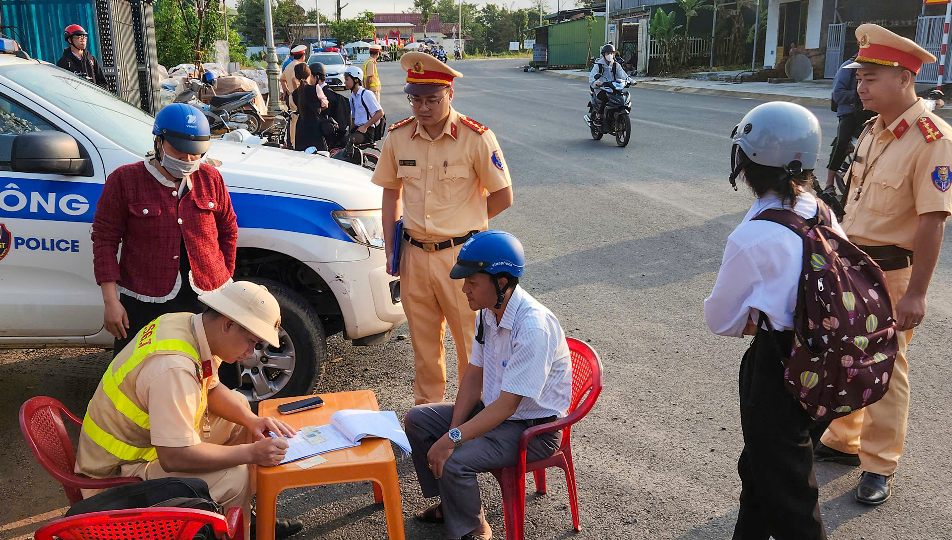 Giảm mạnh vi phạm giao thông học đường sau 10 ngày ra quân cao điểm