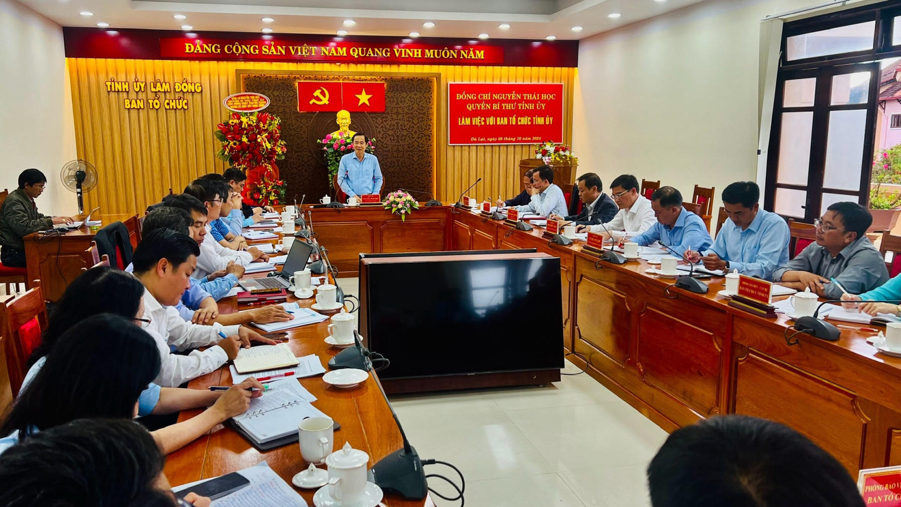 Cán bộ làm công tác tổ chức phải là hình mẫu về cả năng lực, phẩm chất đạo đức và uy tín