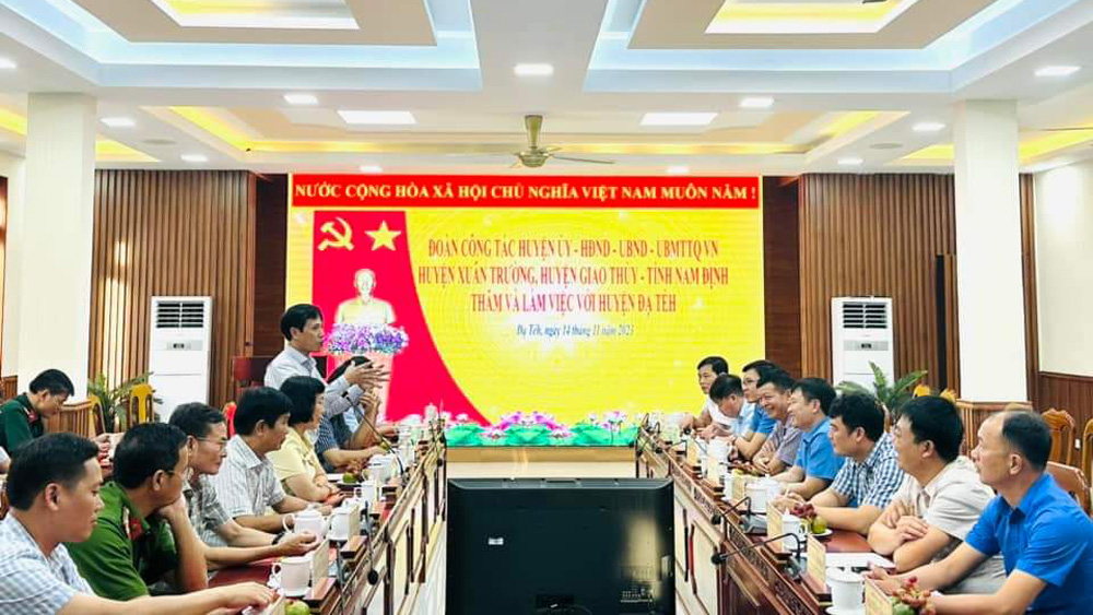 Đoàn công tác 2 huyện Xuân Trường, Giao Thủy - tỉnh Nam Định thăm và làm việc với huyện Đạ Tẻh