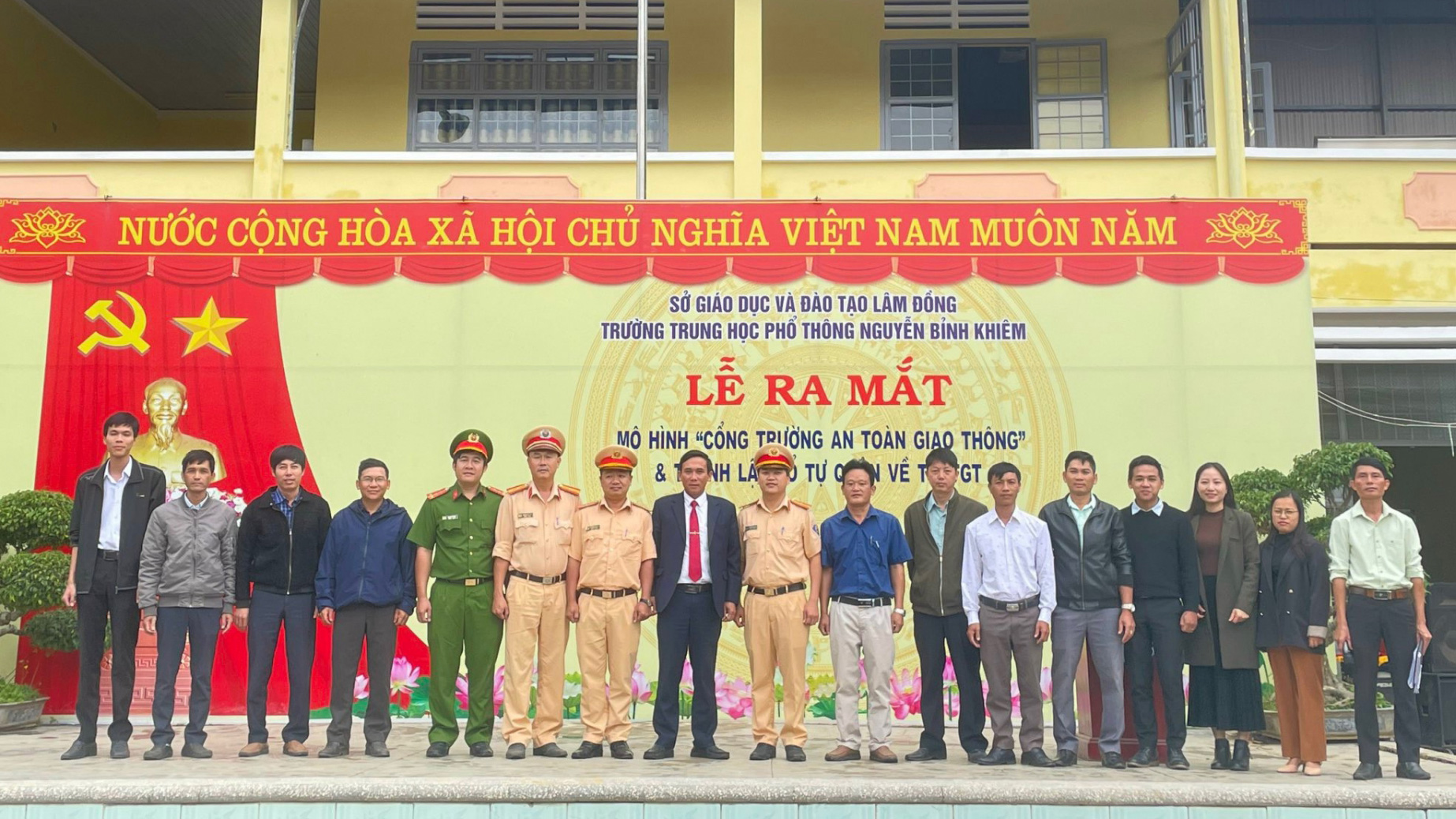 Ra mắt mô hình ''Cổng trường an toàn giao thông''