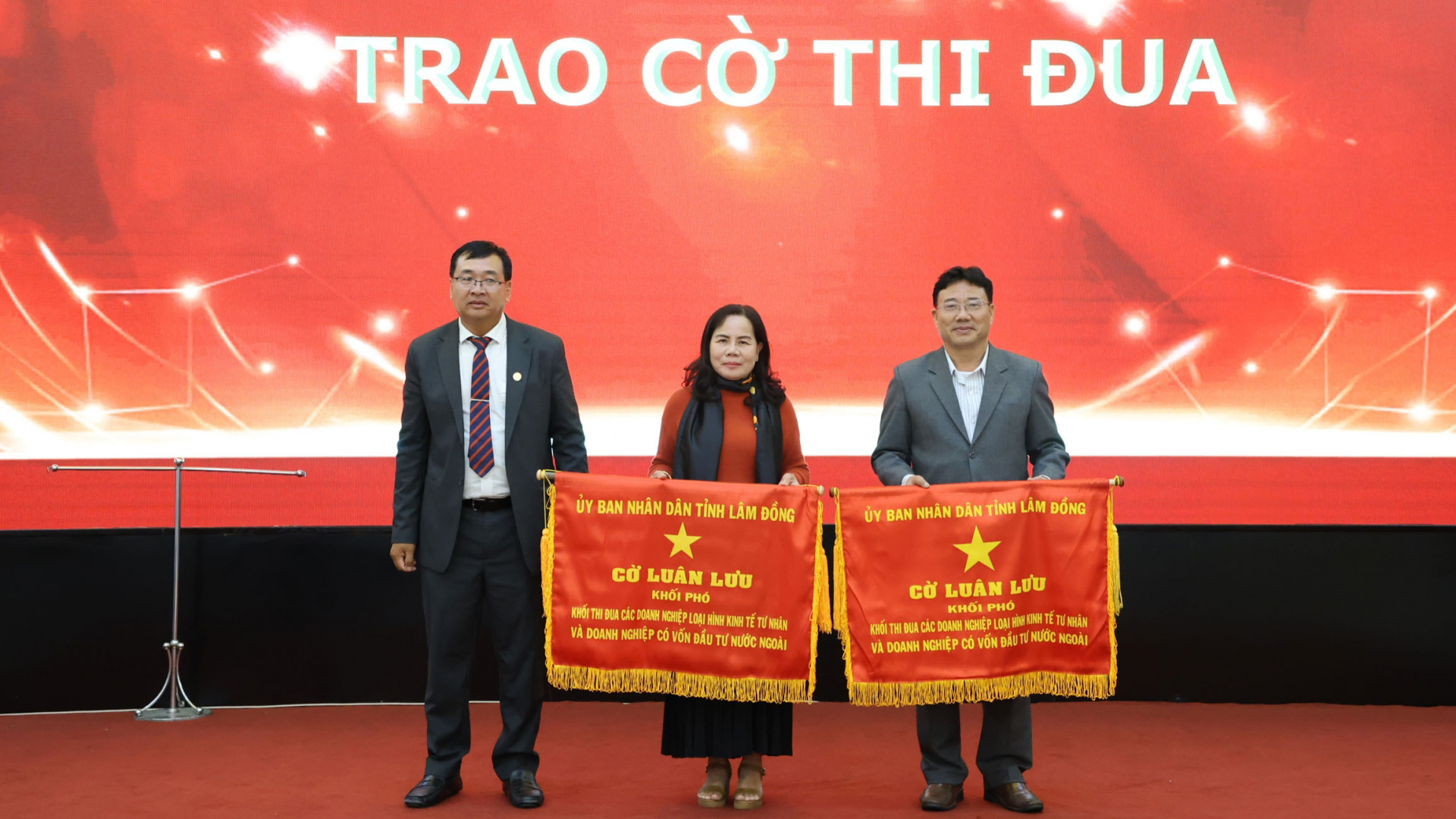 Công ty Cổ phần Viên Sơn được tặng thưởng Huân chương Lao động hạng Ba