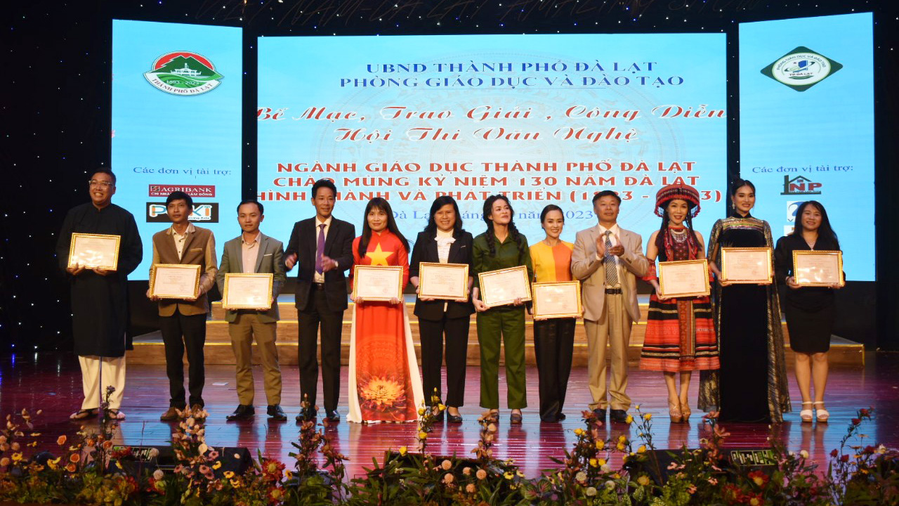 Trao 10 giải A tại Hội thi Văn nghệ ngành Giáo dục Đà Lạt