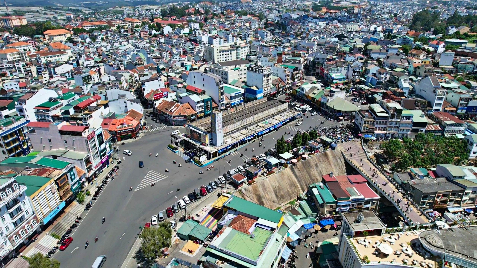 Chưa xem xét thông qua Đồ án điều chỉnh quy hoạch chi tiết Khu trung tâm Hòa Bình, TP Đà Lạt