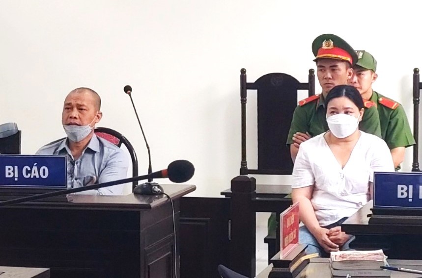 Vụ án “đưa con đi chữa bệnh, nhận lại hũ tro cốt”, Tòa trả hồ sơ yêu cầu điều tra bổ sung
