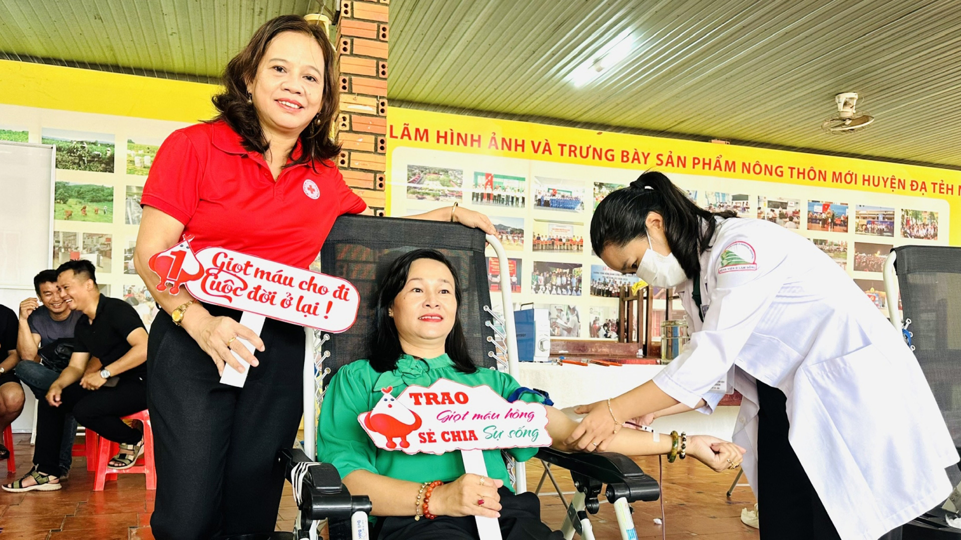 Đạ Tẻh: Tiếp nhận 217 đơn vị máu trong ngày hội hiến máu tình nguyện đợt 3