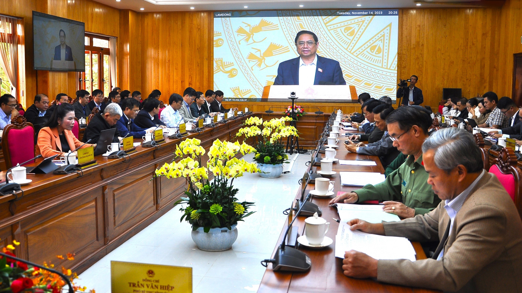 Cần đẩy mạnh đồng bộ toàn diện các nội dung cải cách hành chính, tháo gỡ vướng mắc cho người dân, doanh nghiệp