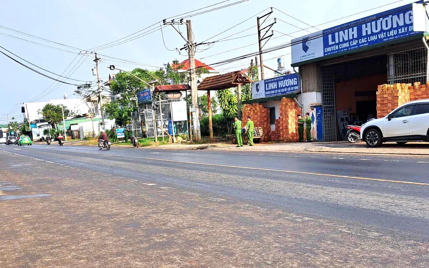 Bảo Lộc: Triệu tập tài xế xe tải vượt ẩu gây tai nạn với xe máy rồi bỏ chạy