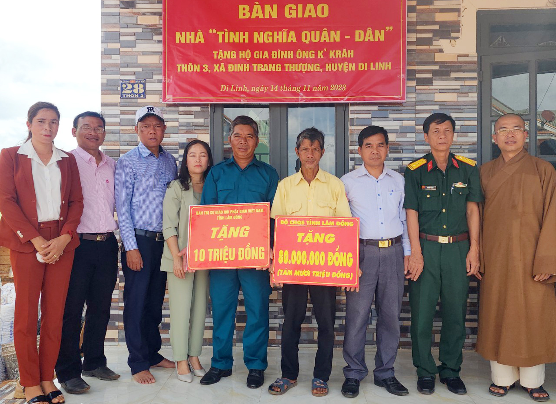 Bàn giao nhà Tình nghĩa quân - dân