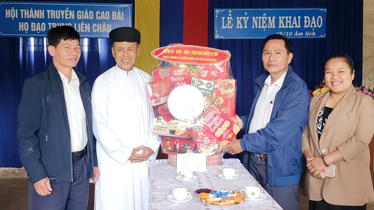 Phát huy nguồn lực tôn giáo và đấu tranh phản bác các luận điệu sai trái, thù địch (Kỳ cuối)