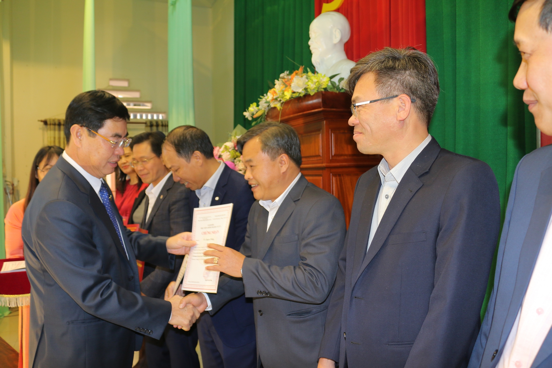 Bế giảng Lớp Bồi dưỡng cán bộ quy hoạch Ủy viên Ban Chấp hành Đảng bộ tỉnh, nhiệm kỳ 2025 – 2030