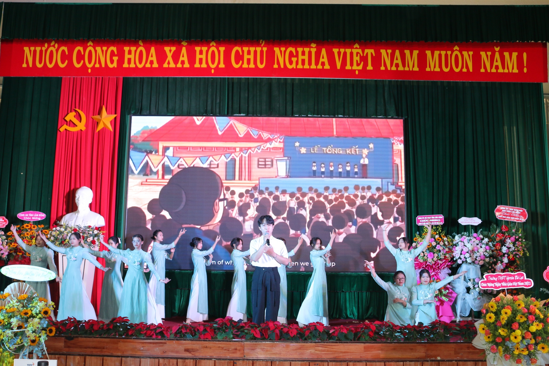Trường Đại học Yersin Đà Lạt tổ chức Lễ tri ân Ngày Nhà giáo Việt Nam