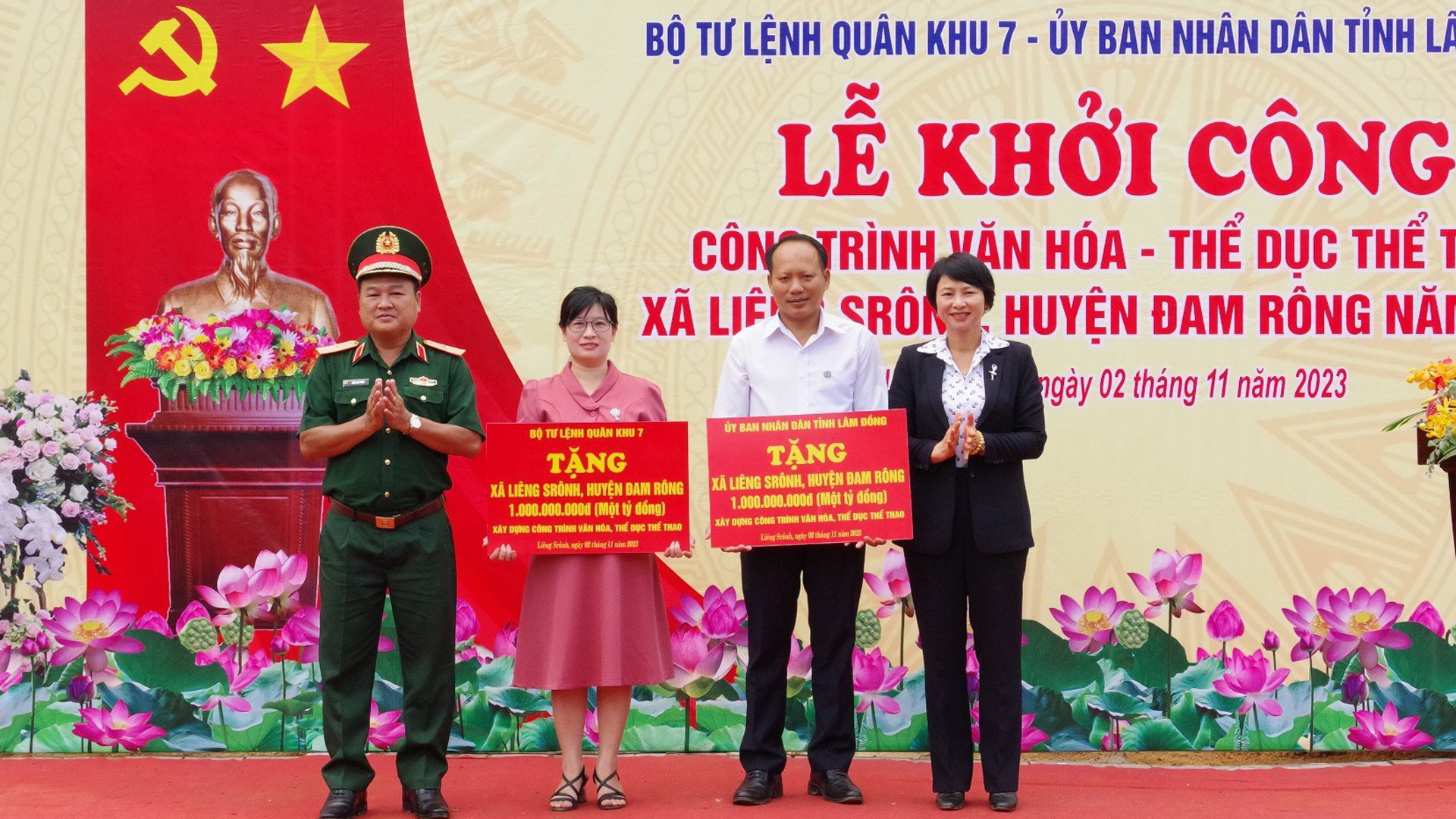 Vững vàng thế trận lòng dân