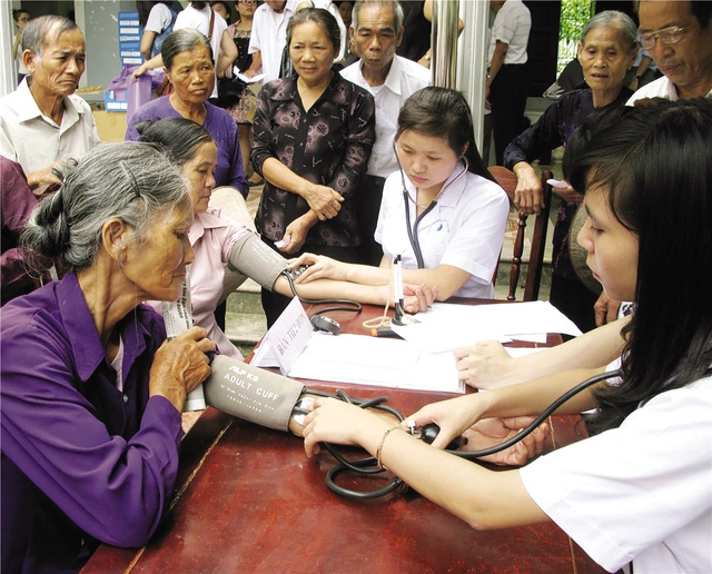 Hoàn thiện hệ thống an sinh, phúc lợi xã hội bao trùm, bền vững vì hạnh phúc của nhân dân