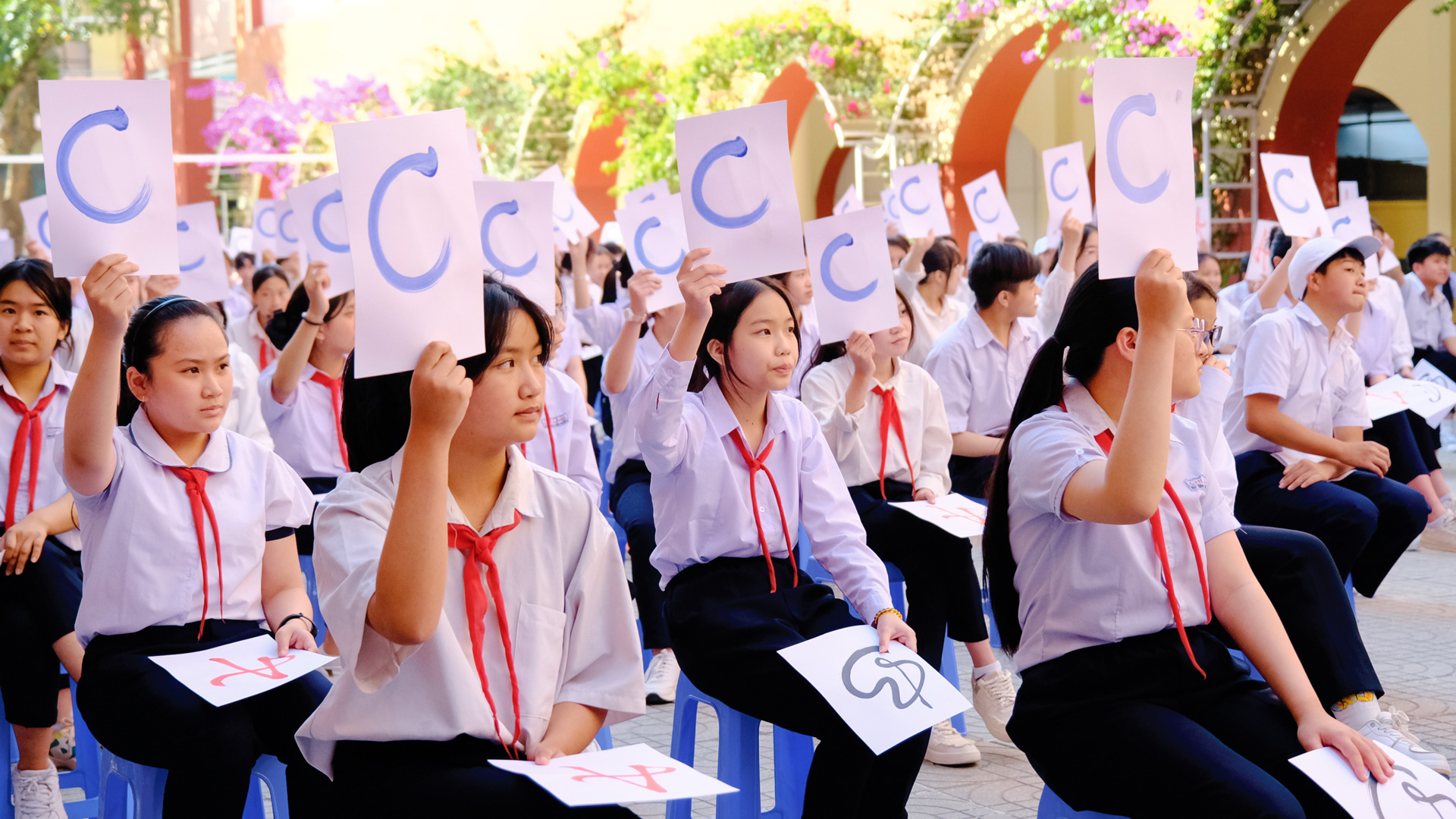Hình thành thế hệ trẻ không ngừng phấn đấu, rèn luyện