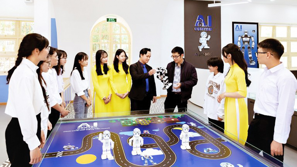 TRƯỜNG ĐẠI HỌC ĐÀ LẠT, CHẶNG ĐƯỜNG 65 NĂM TỰ HÀO, TIÊN PHONG VÀ SÁNG TẠO: Truyền thống khiến nhà trường không thể ngừng thay đổi