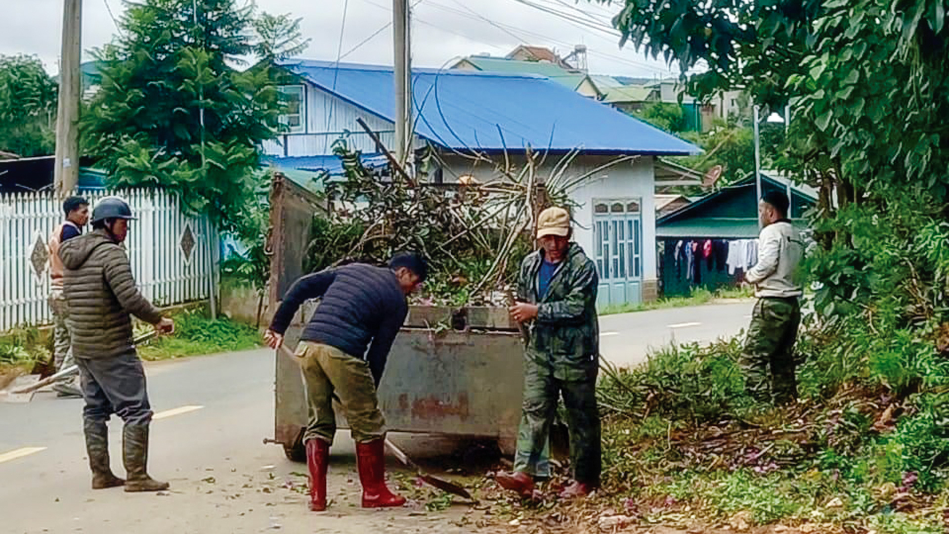 Nâng cao nhận thức về bảo vệ môi trường trong vùng đồng bào DTTS