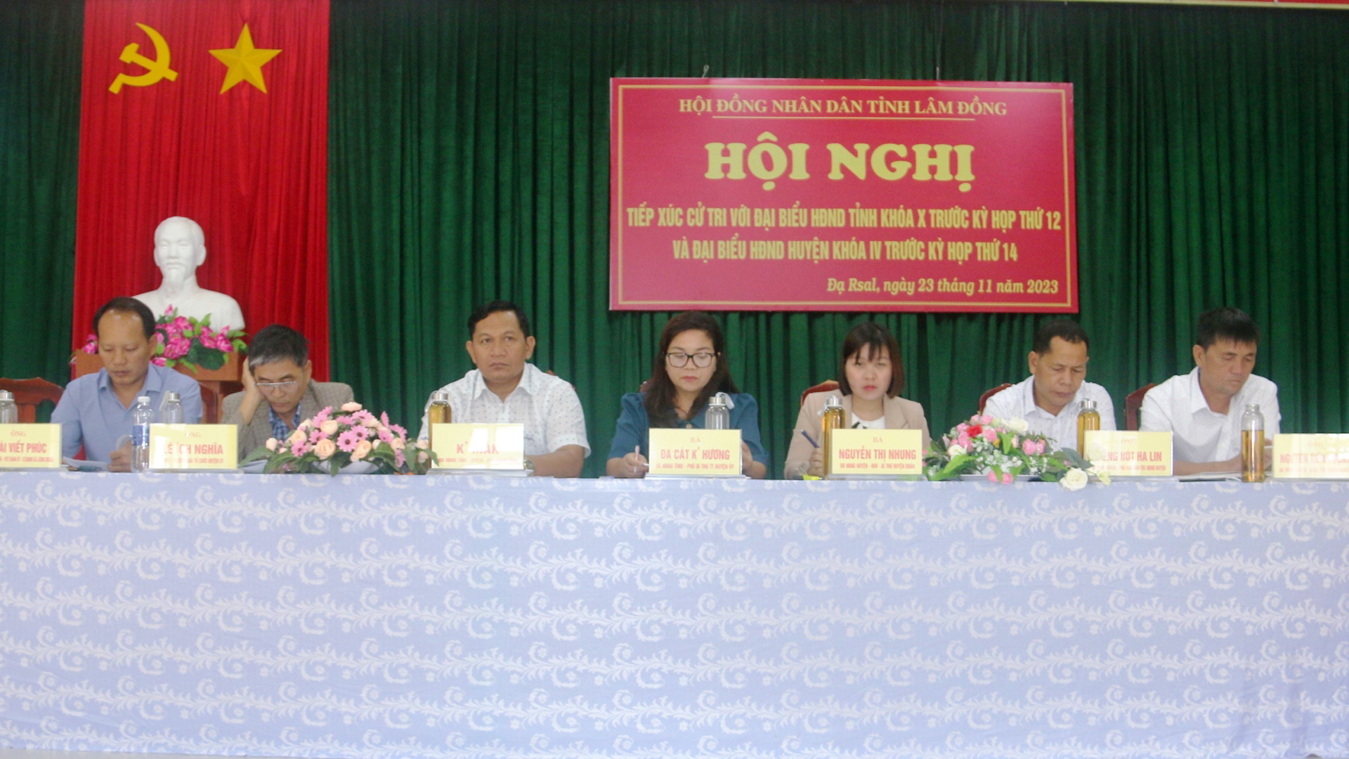 Đại biểu HĐND tỉnh và HĐND huyện Đam Rông tiếp xúc với cử tri xã Đạ R'sal