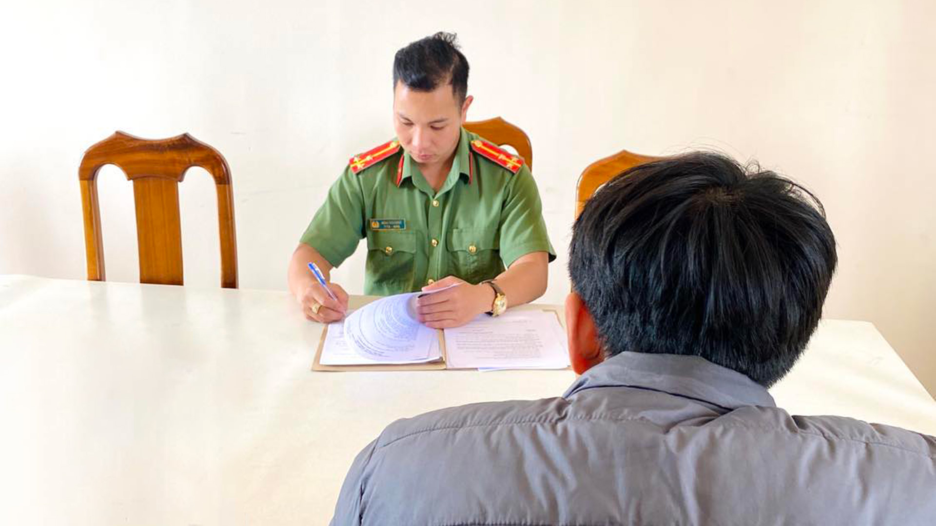 Bị phạt 5 triệu đồng vì xúc phạm người khác trên mạng xã hội