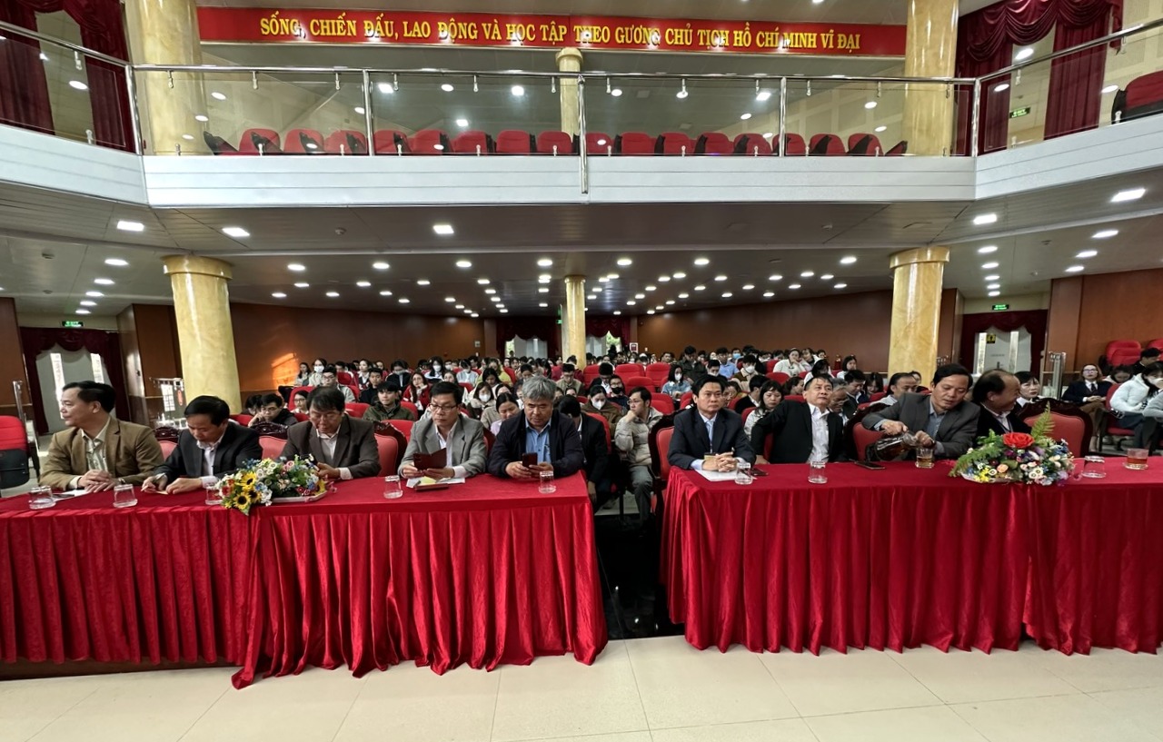 Khai mạc kỳ sát hạch tuyển dụng viên chức ngành y tế năm 2024