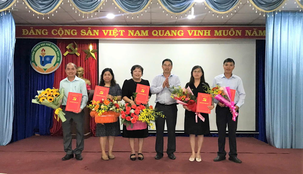 Nâng cấp 2 Chi bộ thành Đảng bộ cơ sở trực thuộc Thành ủy Bảo Lộc
