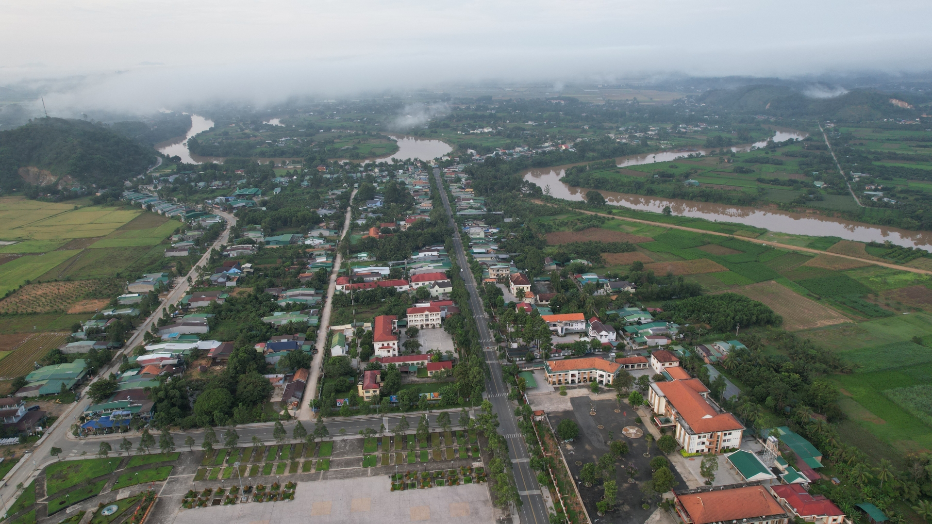 Cát Tiên: Tạm dừng lưu thông trên tuyến đường Trần Lê đến hết ngày 4/12 để thi công công trình
