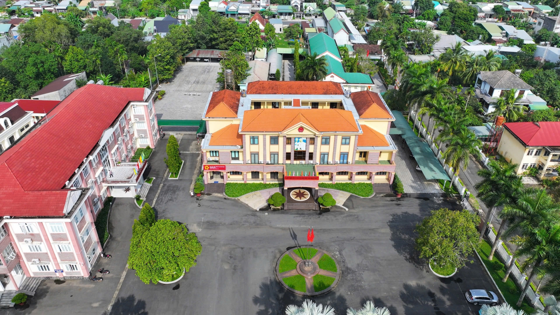 Chuẩn bị tổ chức Lễ công bố Nghị quyết của Ủy ban Thường vụ Quốc hội về sắp xếp đơn vị hành chính tỉnh Lâm Đồng