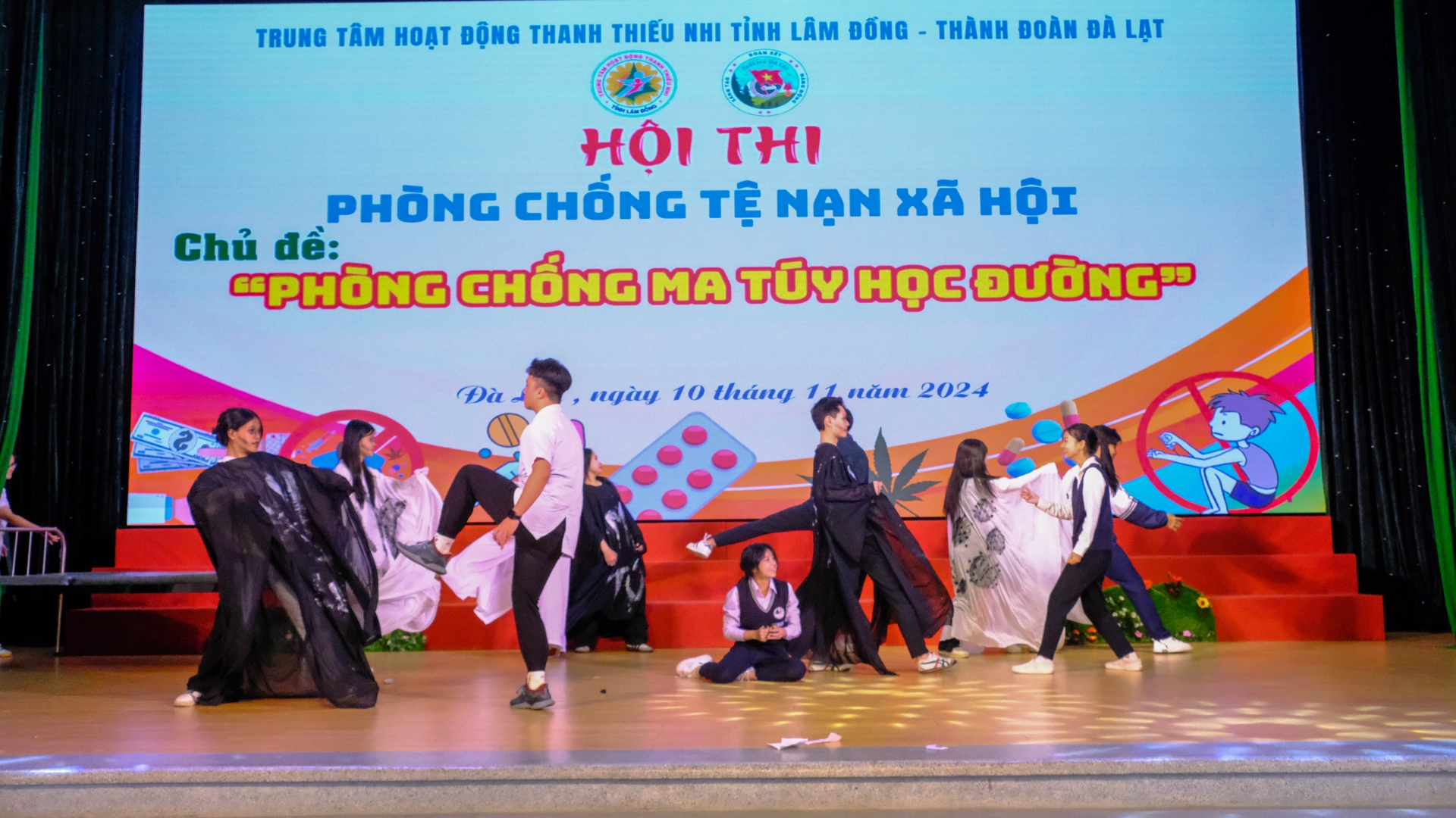 Đà Lạt: 8 đội tham gia thi về phòng chống ma túy học đường