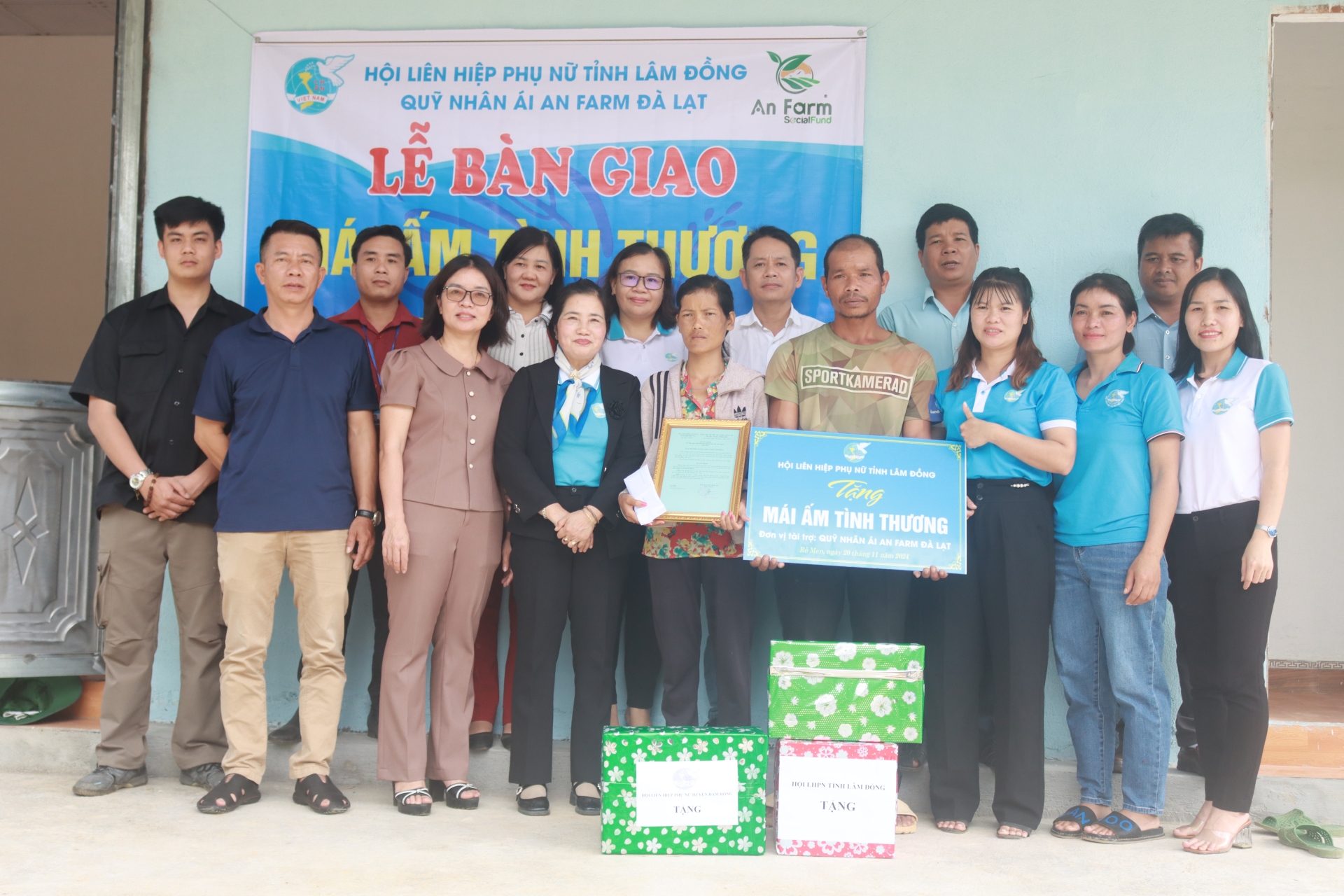 Đam Rông: Bàn giao Mái ấm tình thương cho gia đình phụ nữ nghèo