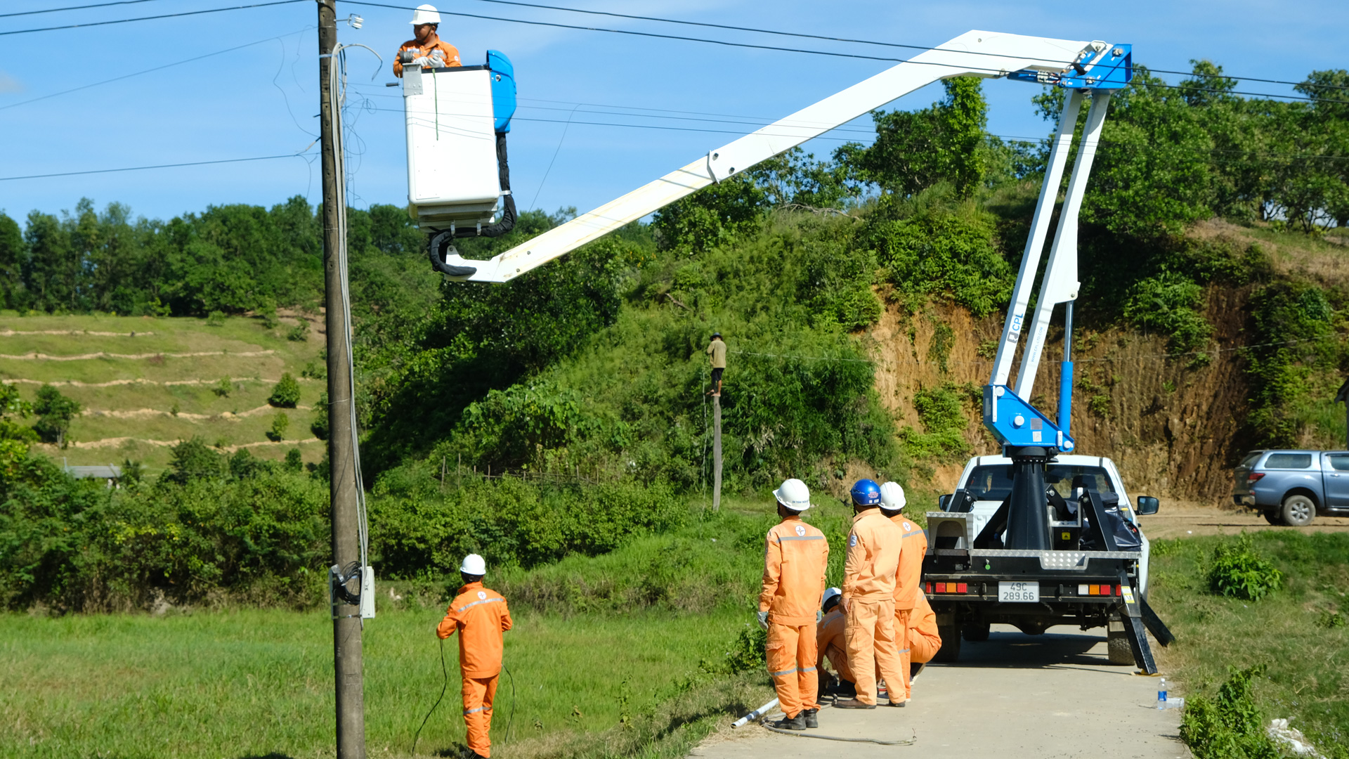 Ðiện lực Cát Tiên: Không ngừng nâng cao chất lượng phục vụ khách hàng