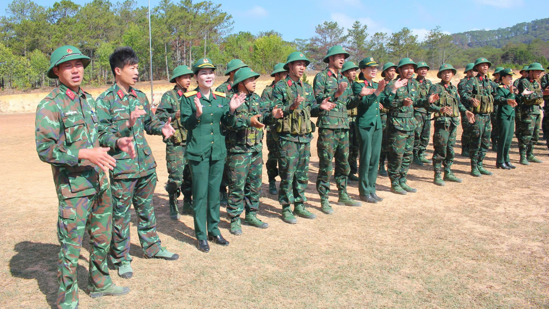 “Vọng lời ru” và những nỗ lực của nữ thượng tá