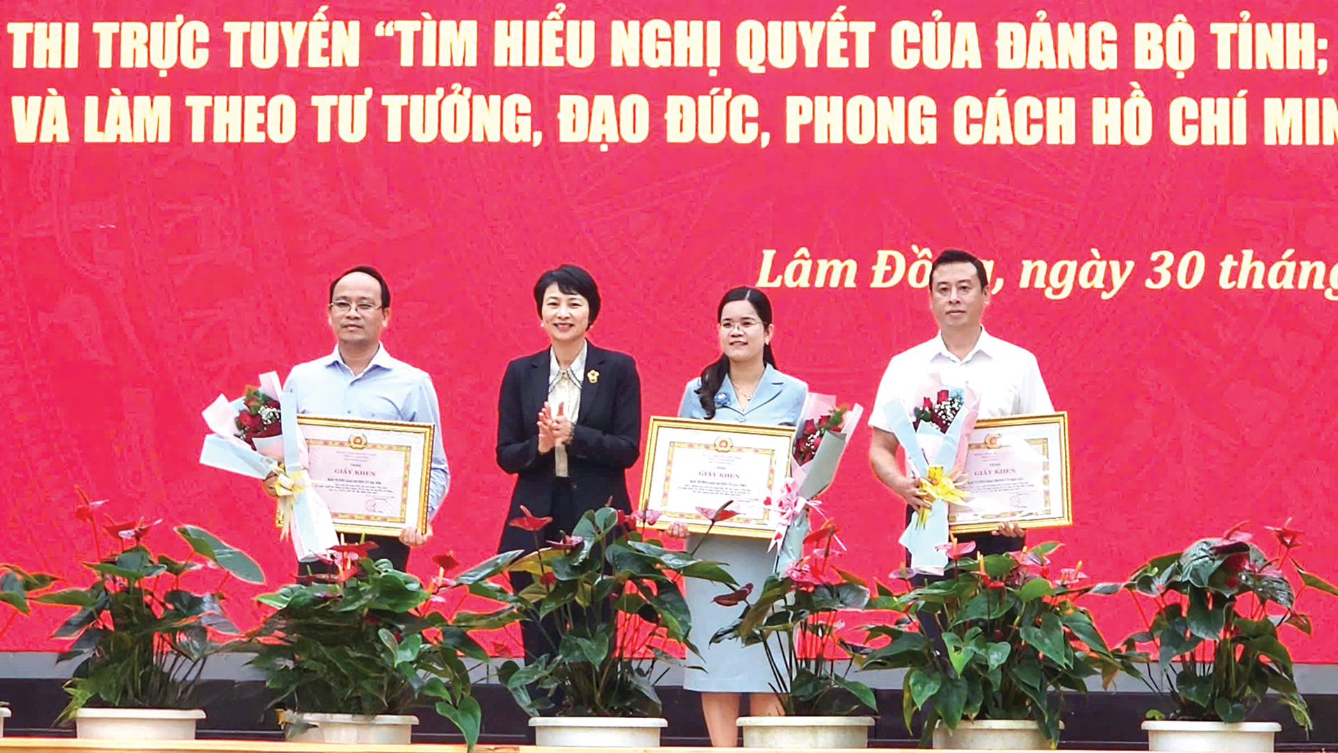Đạ Tẻh: Đẩy mạnh tuyên truyền, lan tỏa sâu rộng các cuộc thi về xây dựng Đảng