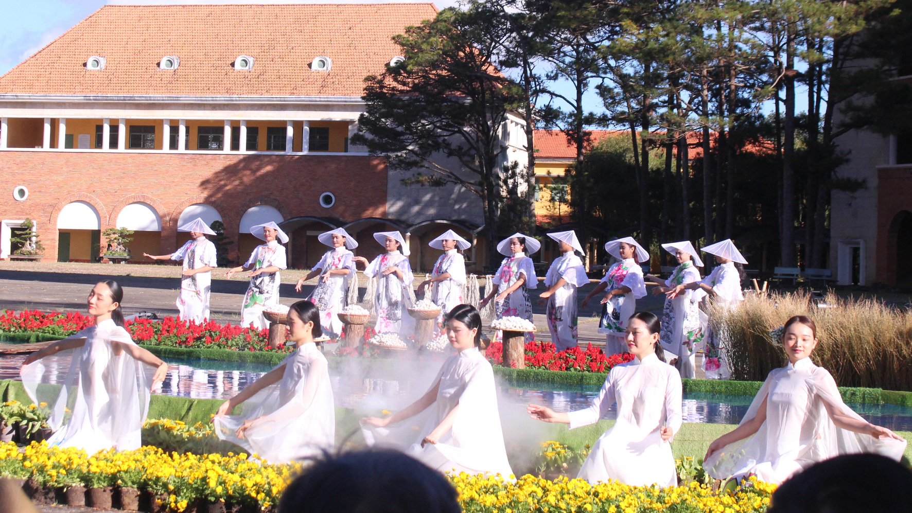 Tour du lịch kiến trúc Đà Lạt