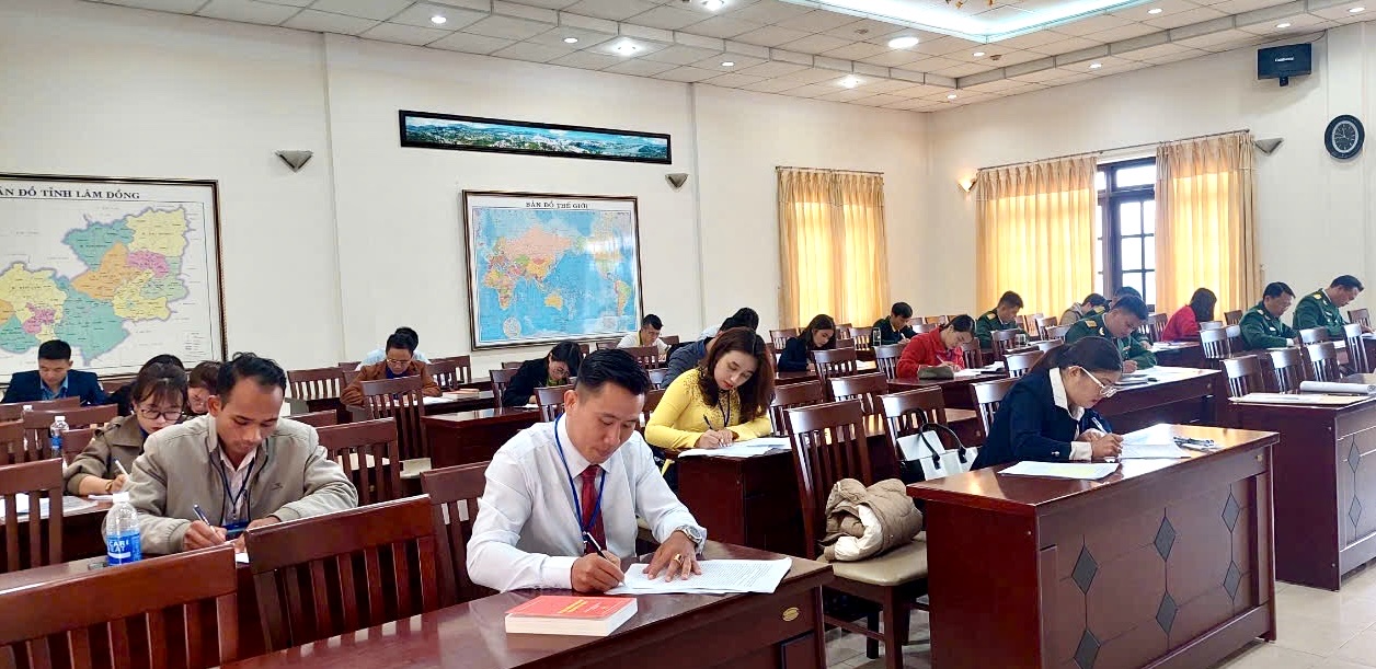 25 thí sinh tham dự Hội thi học viên học giỏi lý luận chính trị lần IV năm 2024