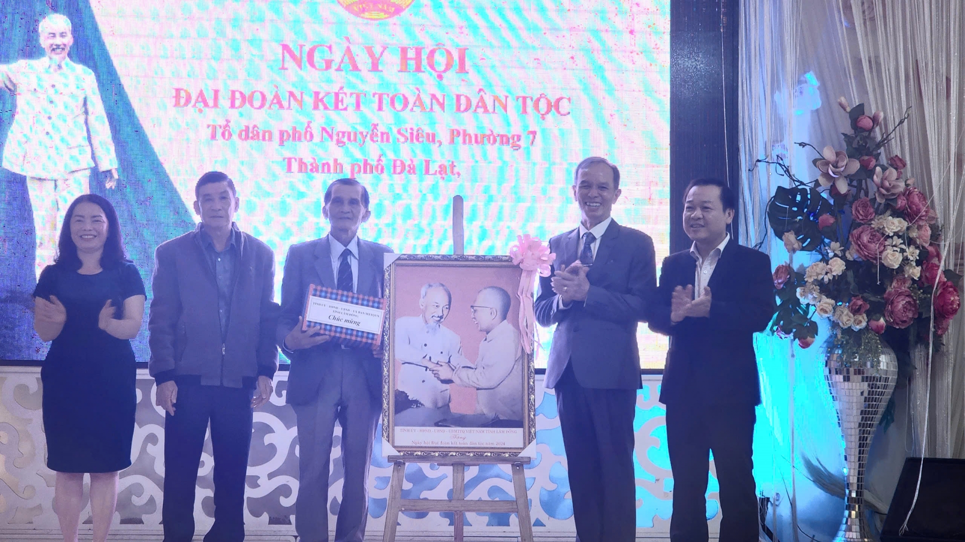 Giám đốc Sở Nội vụ dự Ngày hội Đại đoàn kết toàn dân tộc tại TP Đà Lạt