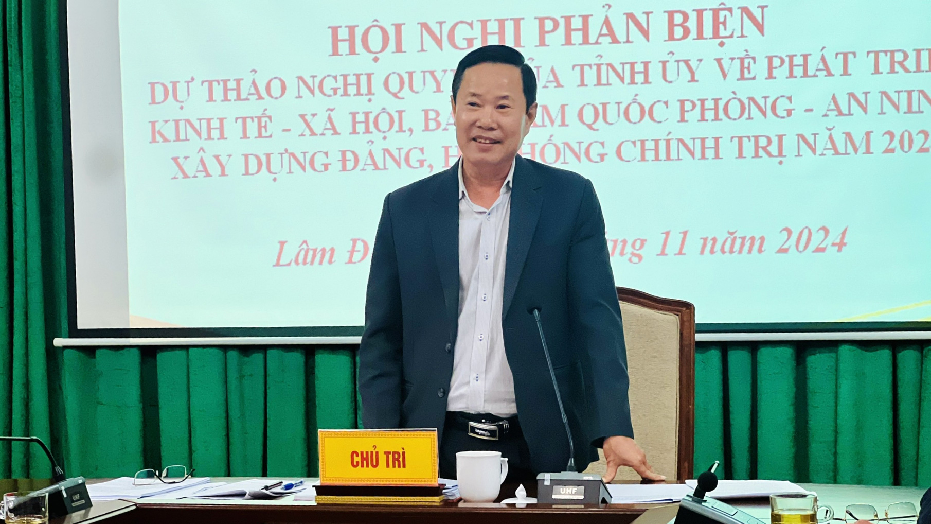 Hội nghị phản biện Dự thảo Nghị quyết của Tỉnh uỷ về phát triển kinh tế - xã hội năm 2025
