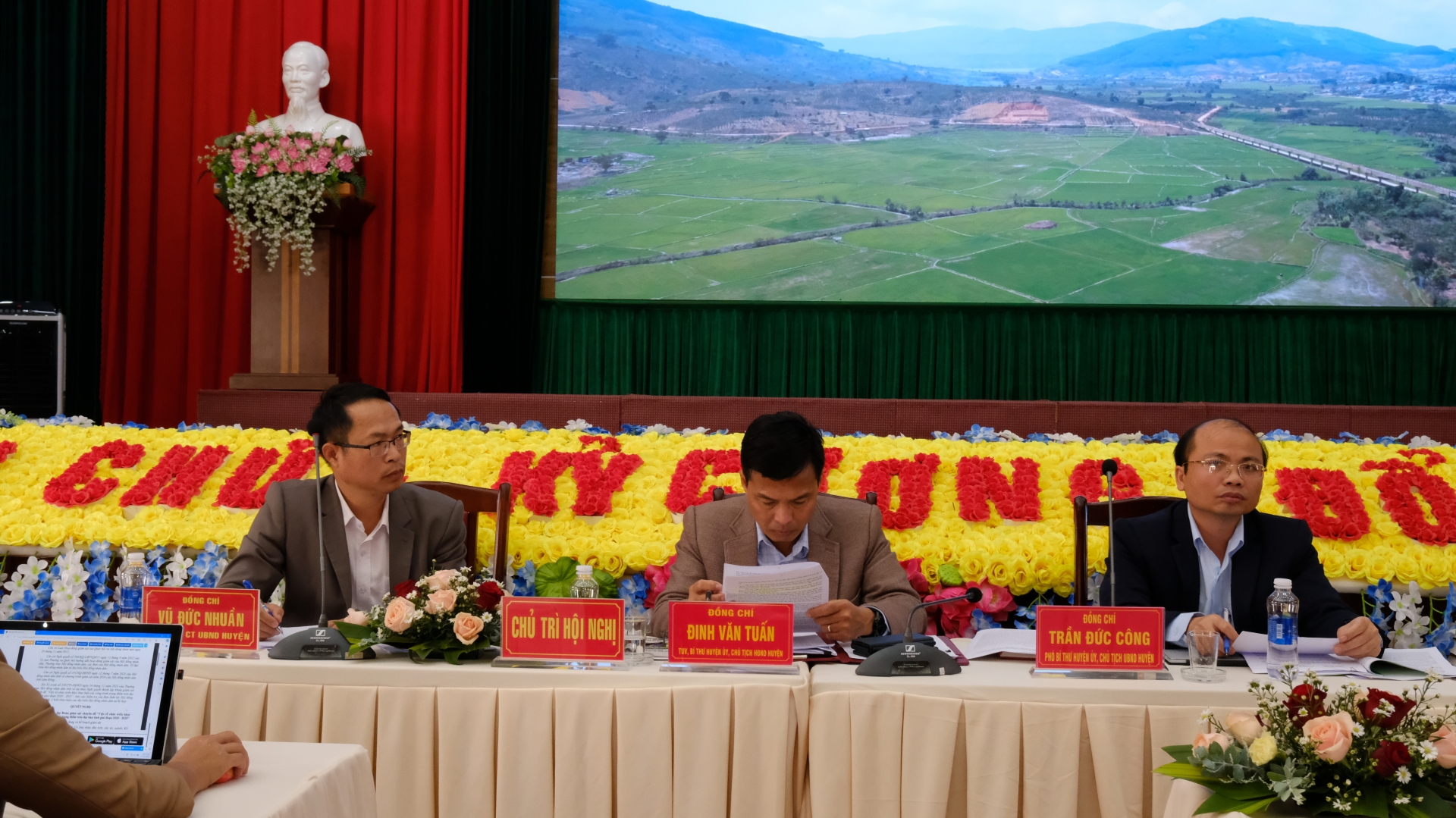 Di Linh: Sơ kết Phong trào thi đua “Vì người nghèo, không có ai để lại phía sau” giai đoạn 2022-2025