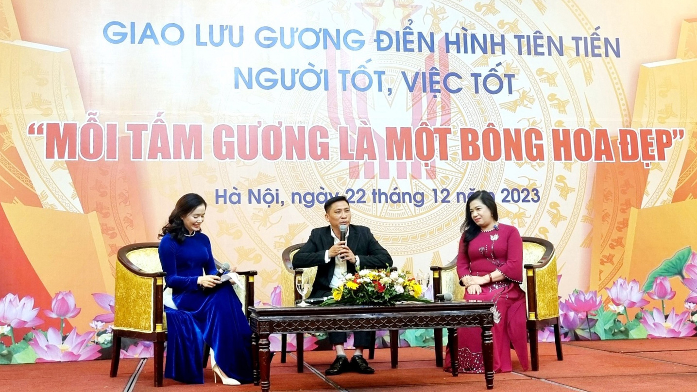 Nữ nhà giáo tại Bảo Lộc tham gia Chương trình giao lưu gương điển hình tiên tiến toàn quốc