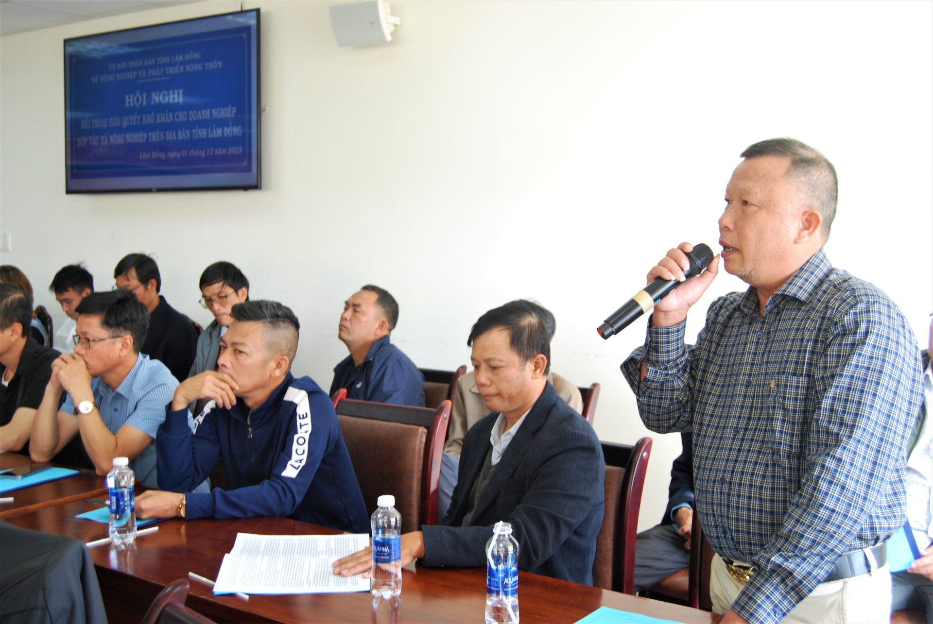 Đối thoại giải quyết khó khăn cho doanh nghiệp, hợp tác xã, cơ sở sản xuất, kinh doanh nông nghiệp
