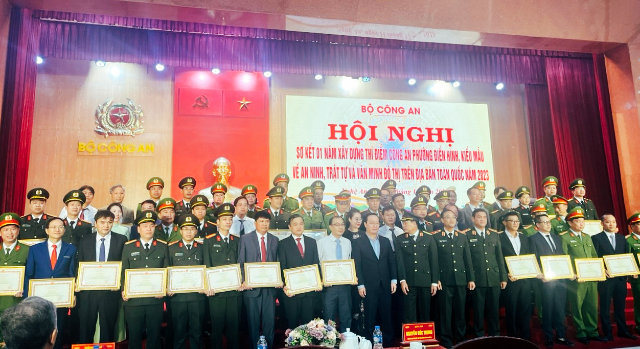 Xây dựng thí điểm Công an phường điển hình, kiểu mẫu