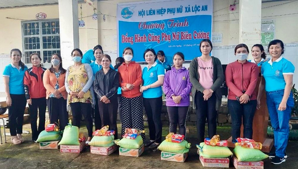 Đồng hành với phụ nữ dân tộc thiểu số trong phát triển kinh tế