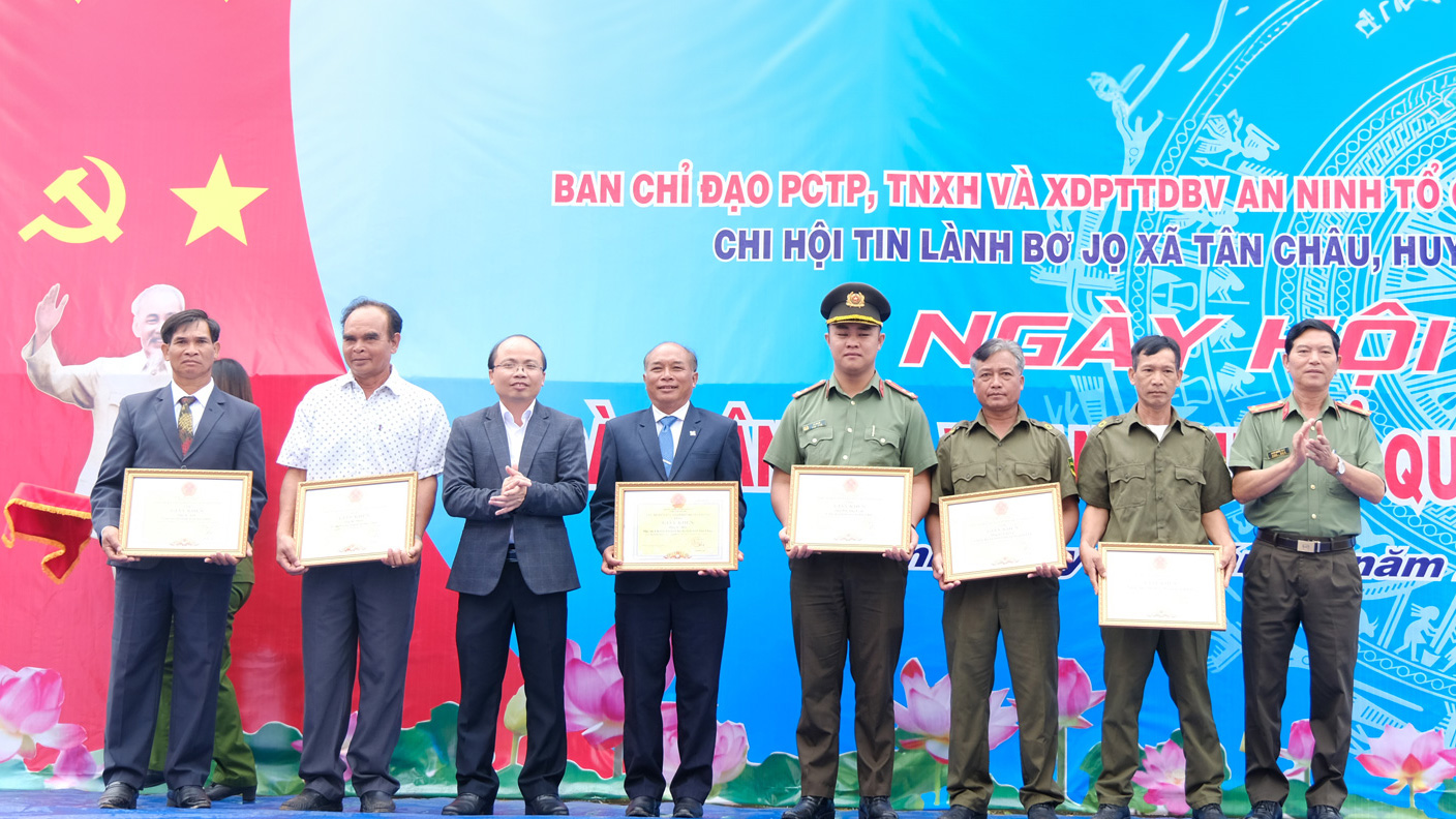 Di Linh: Nhiều cách làm hay trong thực hiện Phong trào Toàn dân bảo vệ an ninh Tổ quốc