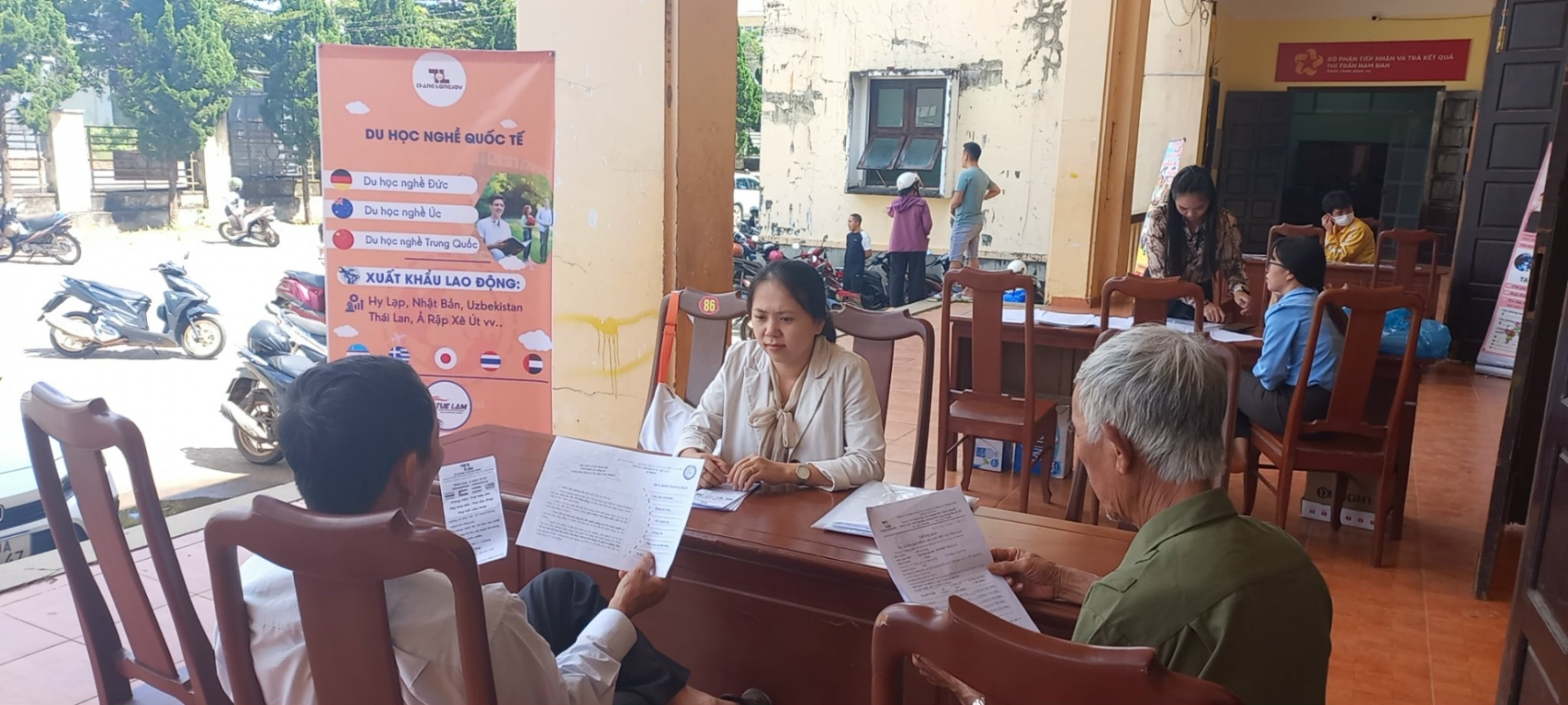 Lâm Hà tổ chức Ngày hội việc làm