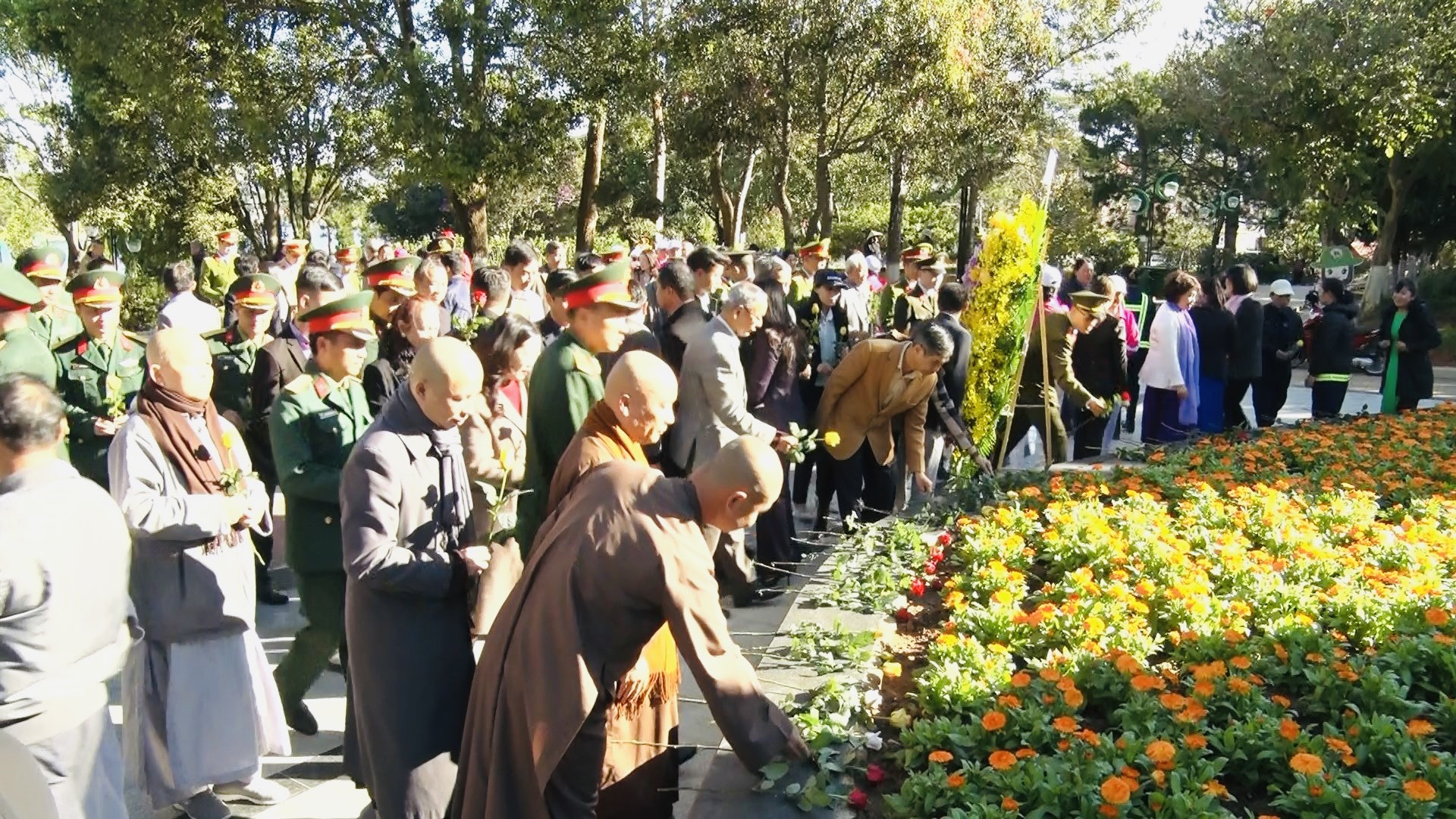 Đà Lạt: Dâng hoa tri ân, tưởng nhớ bác sĩ Alexandre Yersin