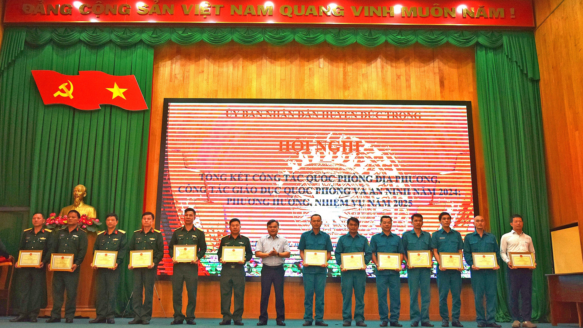 Đức Trọng: Tổng kết công tác quốc phòng địa phương năm 2024