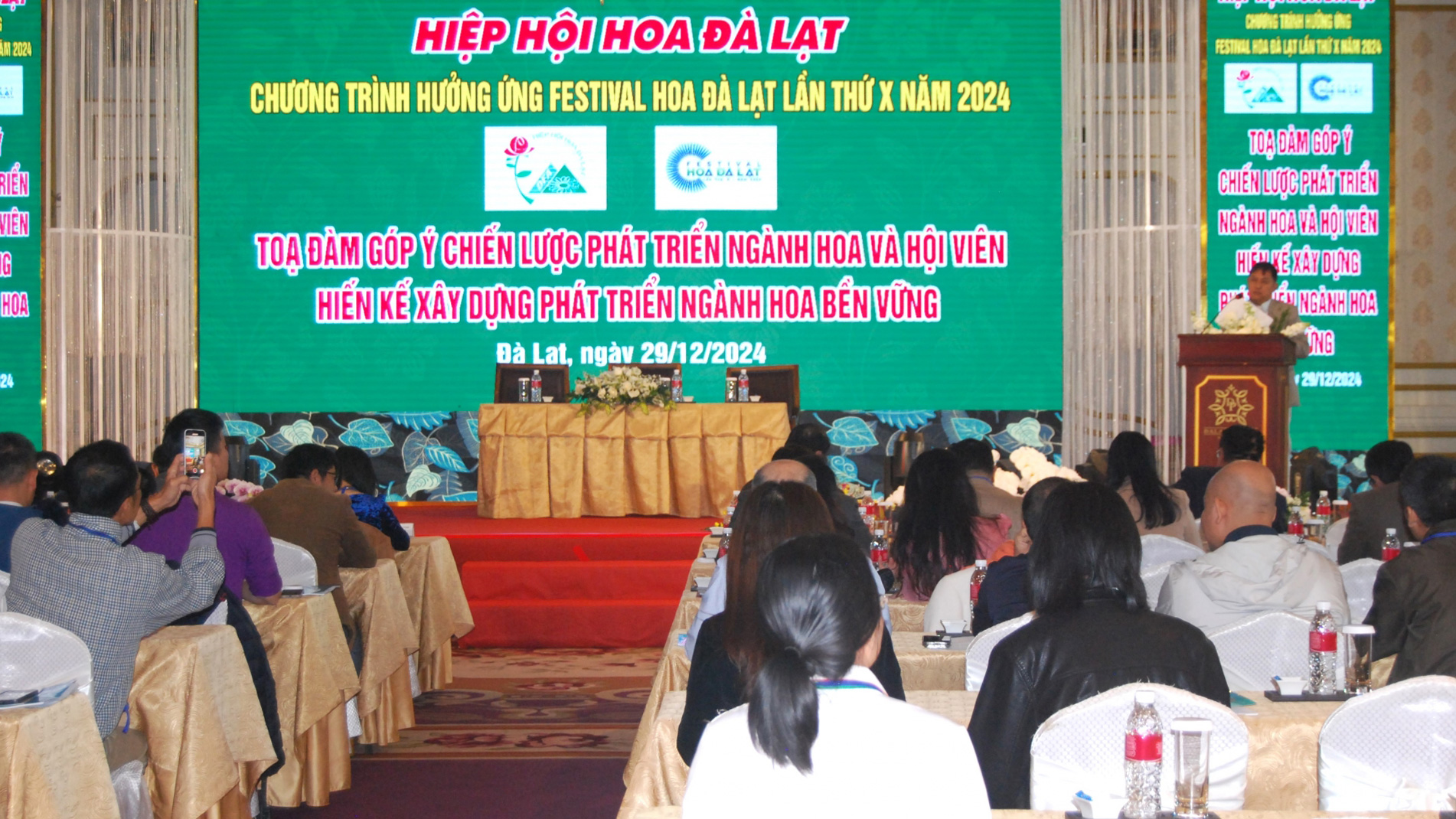 Tọa đàm về chiến lược phát triển ngành hoa bền vững