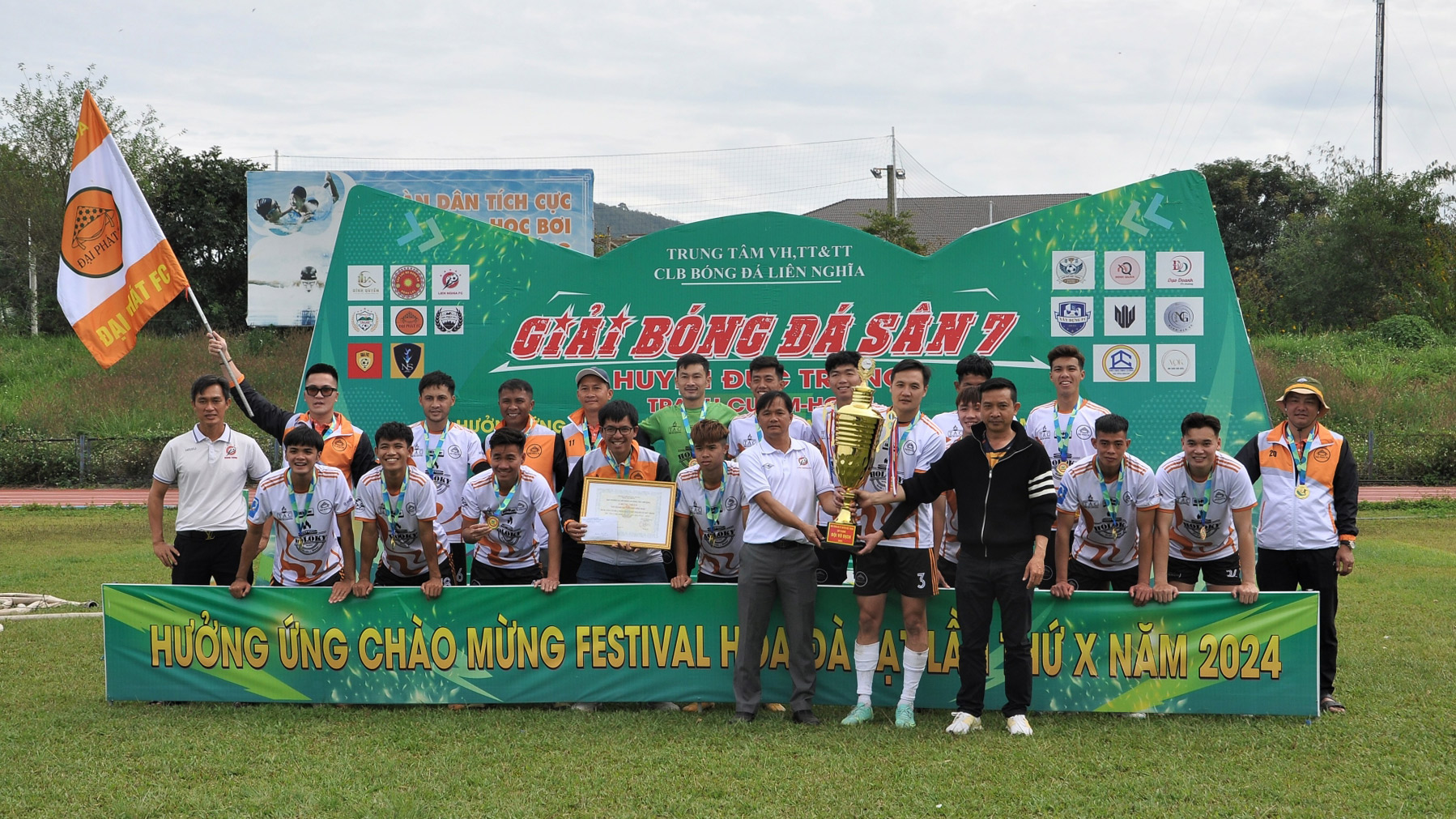 CLB Đại Phát vô địch Giải Bóng đá 7 người huyện Đức Trọng mở rộng 2024