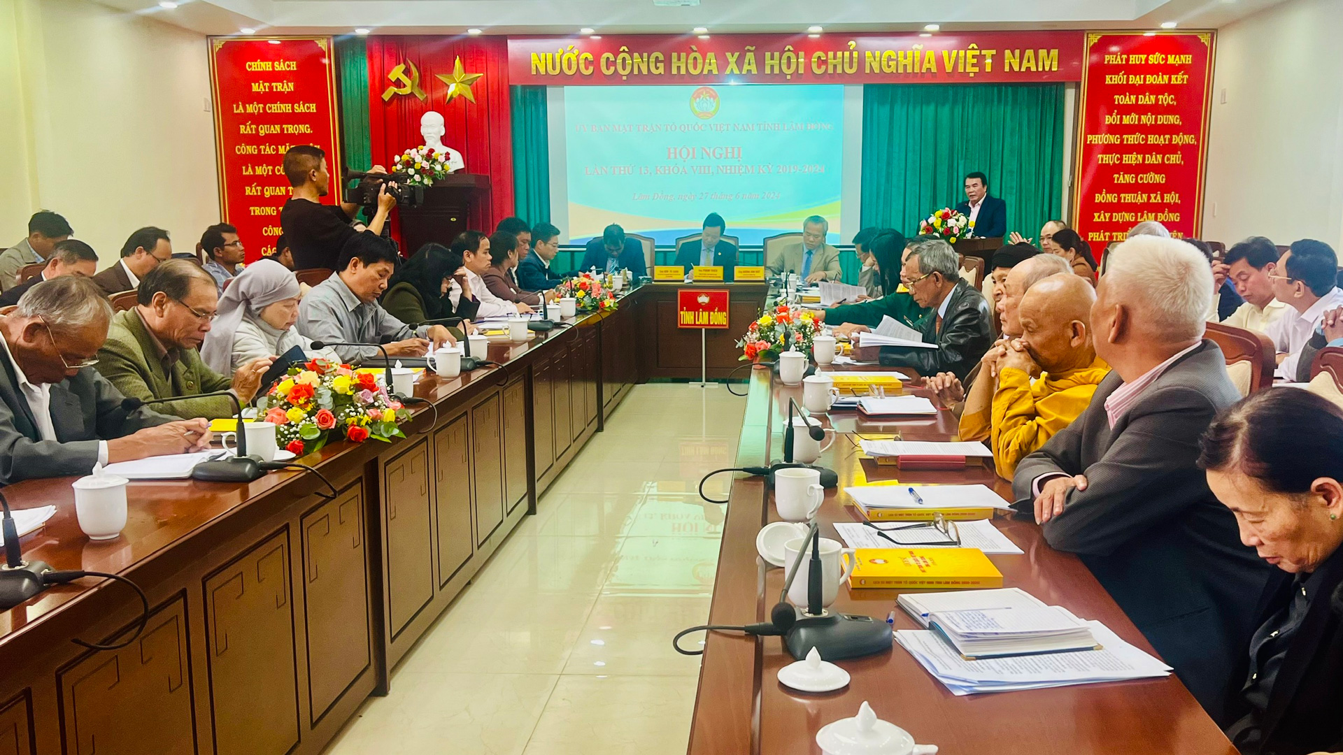 Phản biện để làm tốt hơn